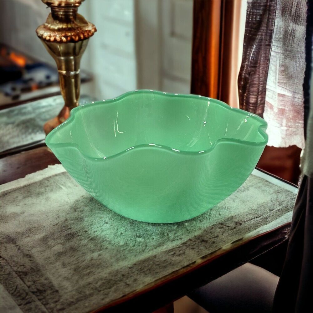 Orrefors KANTARA bowl Sven Palmqvist Opalescent Green Glass Signed 3023/1 VTG